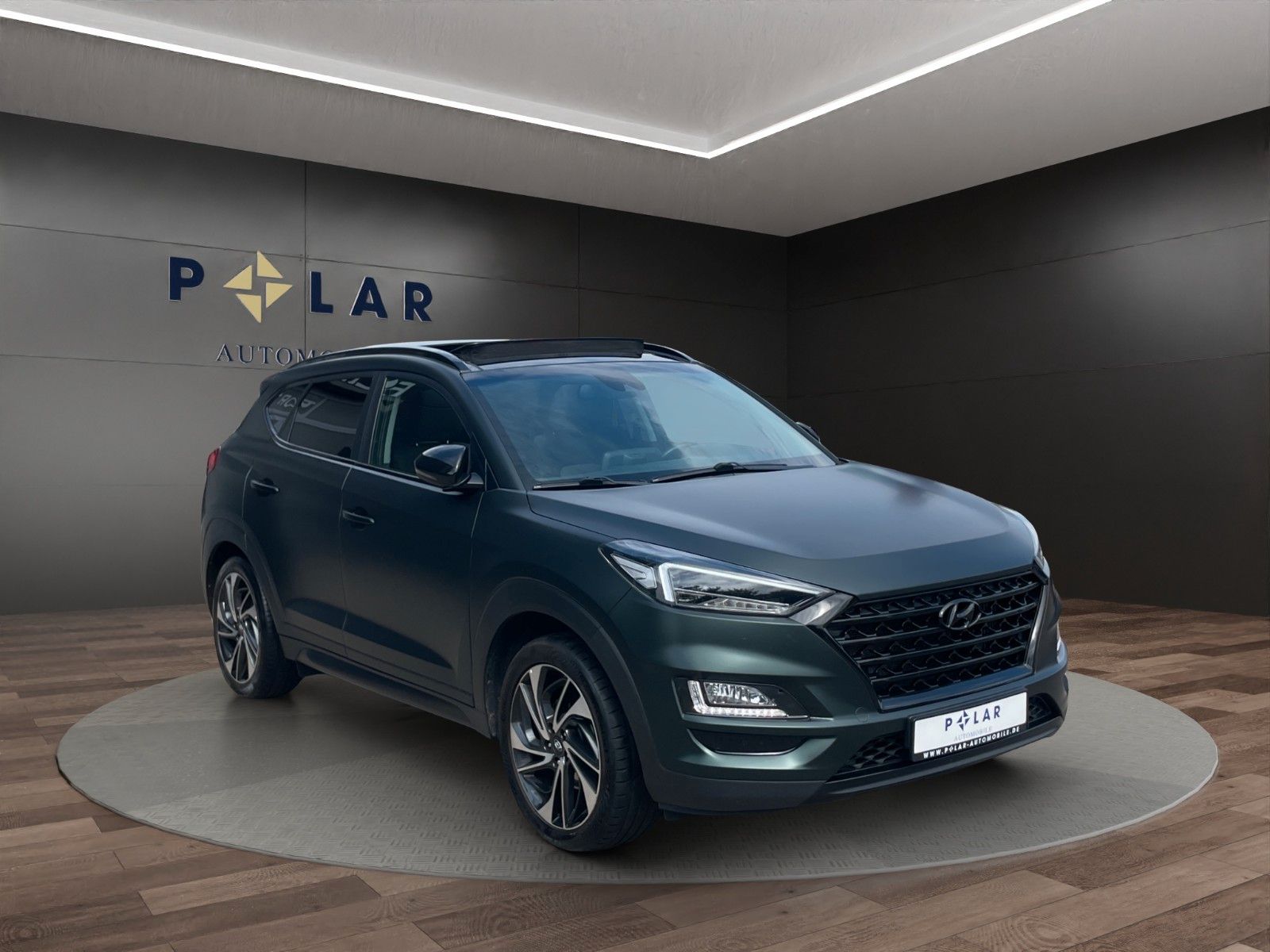 Fahrzeugabbildung Hyundai Tucson 4WD *Pano*Kamera*AHK*LED*Tempo*Carplay*