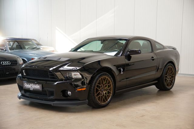 FORD Mustang Shelby GT500 SVT Track Package 747PS