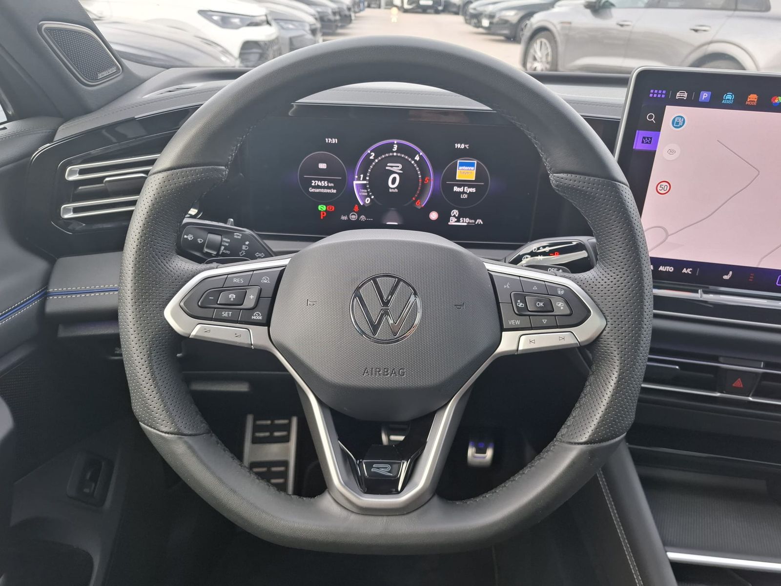 Image du véhicule Volkswagen Tiguan 2.0 TDI 4M R-Line PANO*H&amp;K*AHK*MATRIX*20".