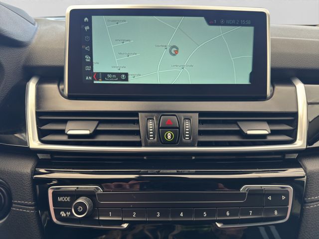 Fahrzeugabbildung BMW 220i Gran Tourer Sport Line Autom.+LED+HUD+AHK