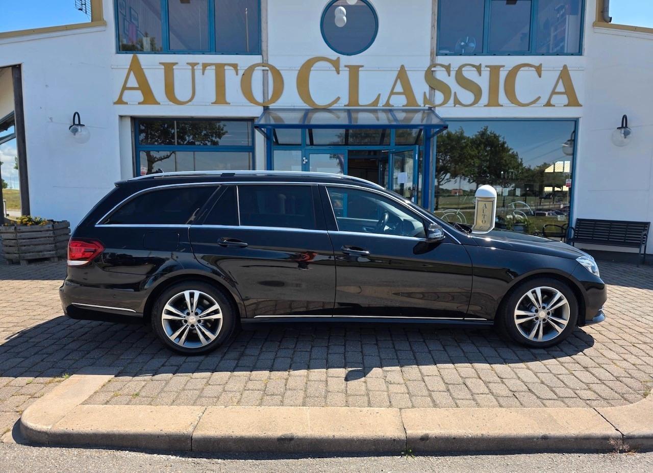 Mercedes-Benz E 250 BlueTEC 4MATIC T AVANTGARDE Autom.