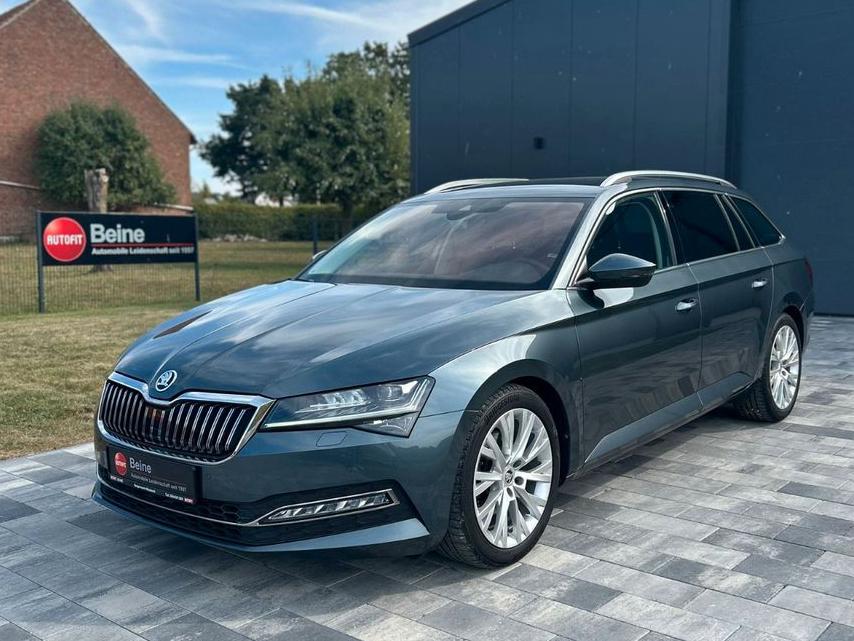 Skoda Superb Combi Premium Edition