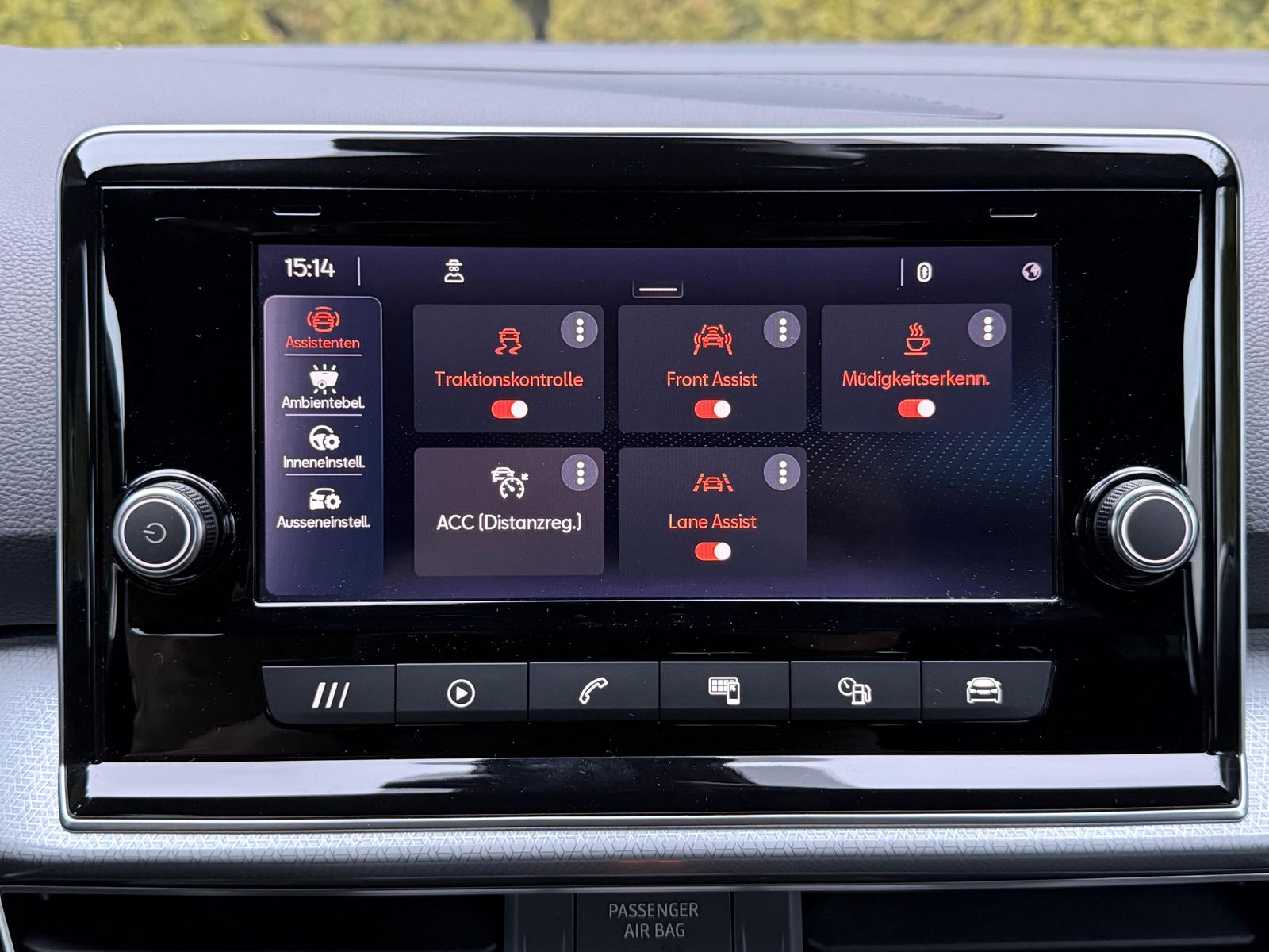 Fahrzeugabbildung SEAT Tarraco 1.5 TSI DSG Style LED+AHK+KAM+ACC+7SITZ