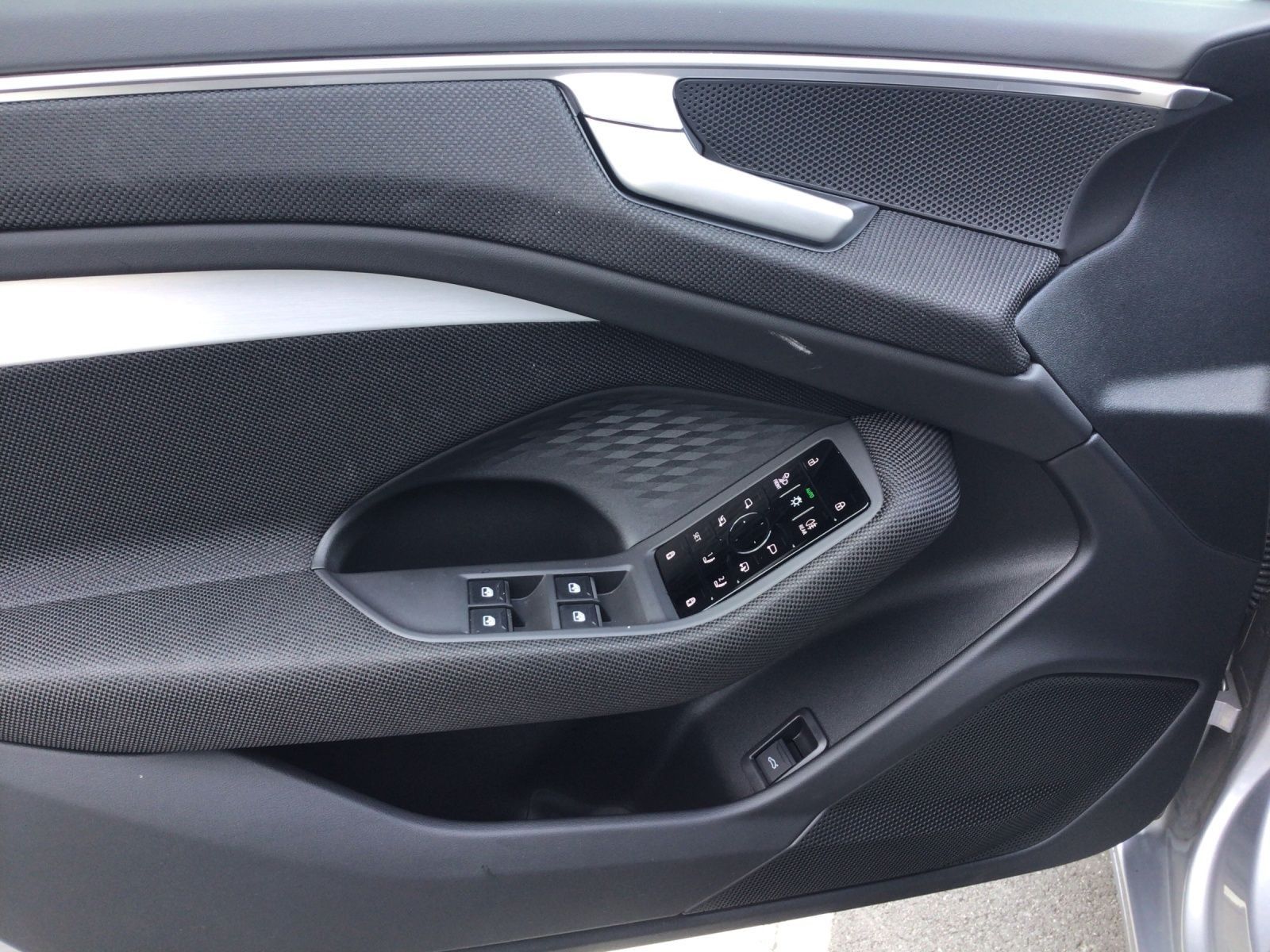 Audi A6 - Bild 8