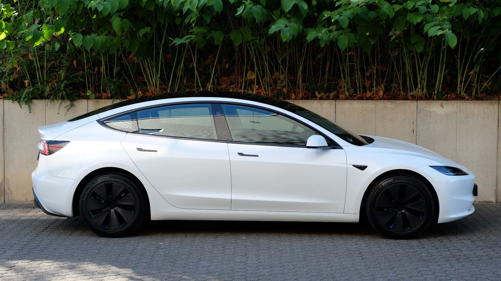 Tesla Model 3 Long Range Dual Motor AWD HIGHLAND AHK foto 2