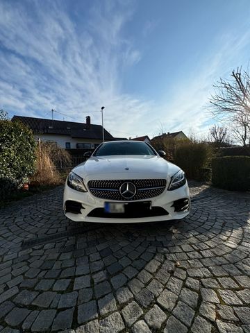 MERCEDES-BENZ Mercedes C180 AMG Line Night Paket | Autom...