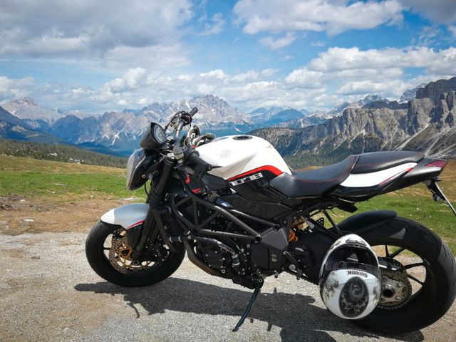 MV Agusta Brutale 989 R