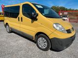 Renault Trafic 9-Sitzer mit TÜV 04/28 - Renault Trafic mit Benzin-Antrieb
