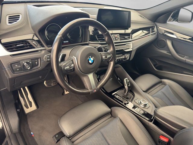 Fahrzeugabbildung BMW X2 sDrive 20d M Sport+LED+Pano+Kamera+Head-up