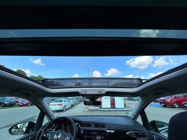 Touran Highline 1.5TSI DSG - Pano*Assist*LED*ACC