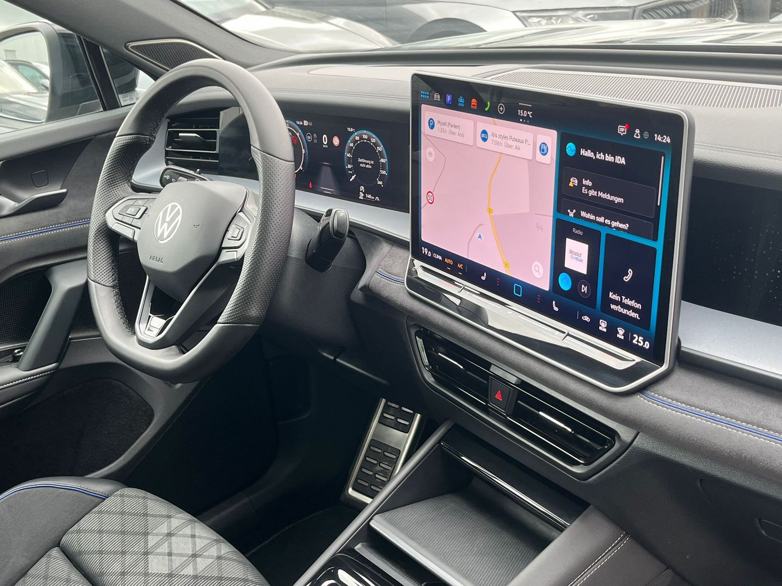 Изображение автомобиля Volkswagen Tayron 2.0 TDI 4M R-Line BLACK*7Si*MATRIX*PANO