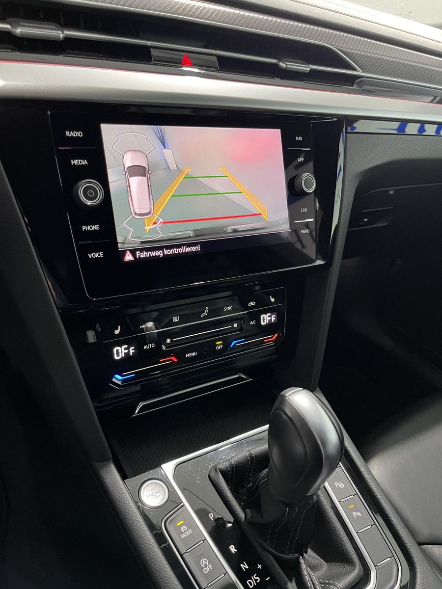 Fahrzeugabbildung Volkswagen Arteon Shooting Brake R-Line 2.0 TDI*AHK*Leder*