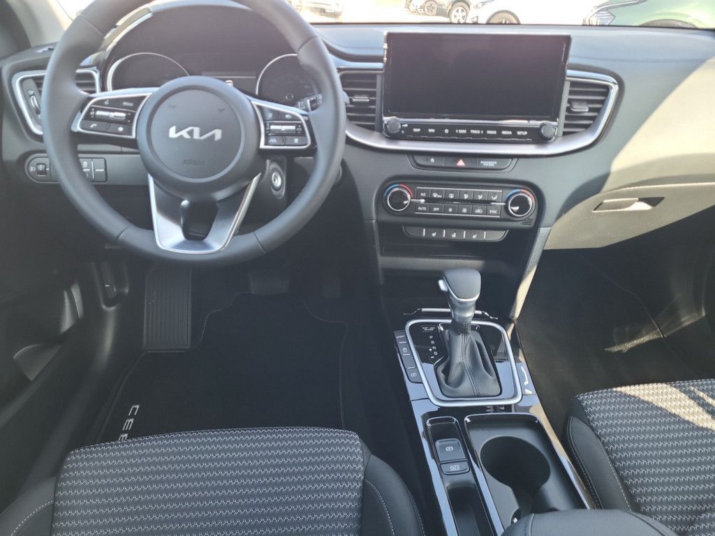 Fahrzeugabbildung Kia Ceed Sportwagon DCT 1.5 T-GDI Spirit