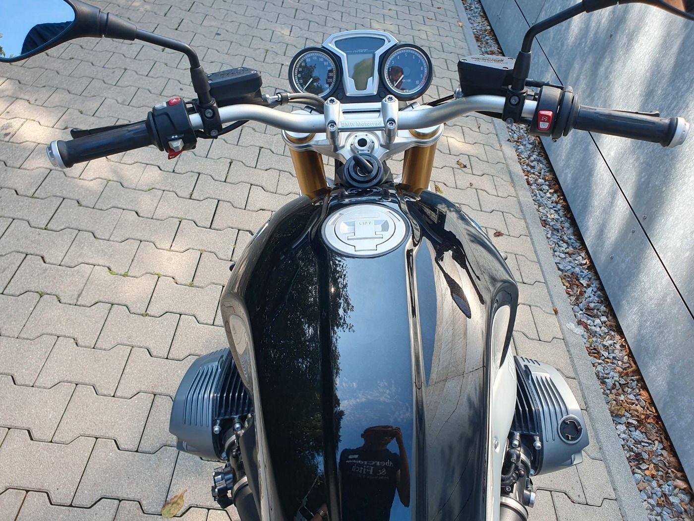 Fahrzeugabbildung BMW R nine T aus 1. Hand