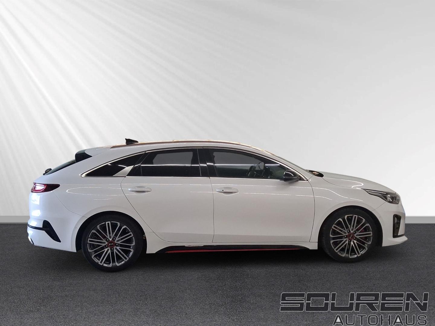 Kia ProCeed GT 1.6T DCT PANORAMA KOMFORT-PAKET NAVI 
