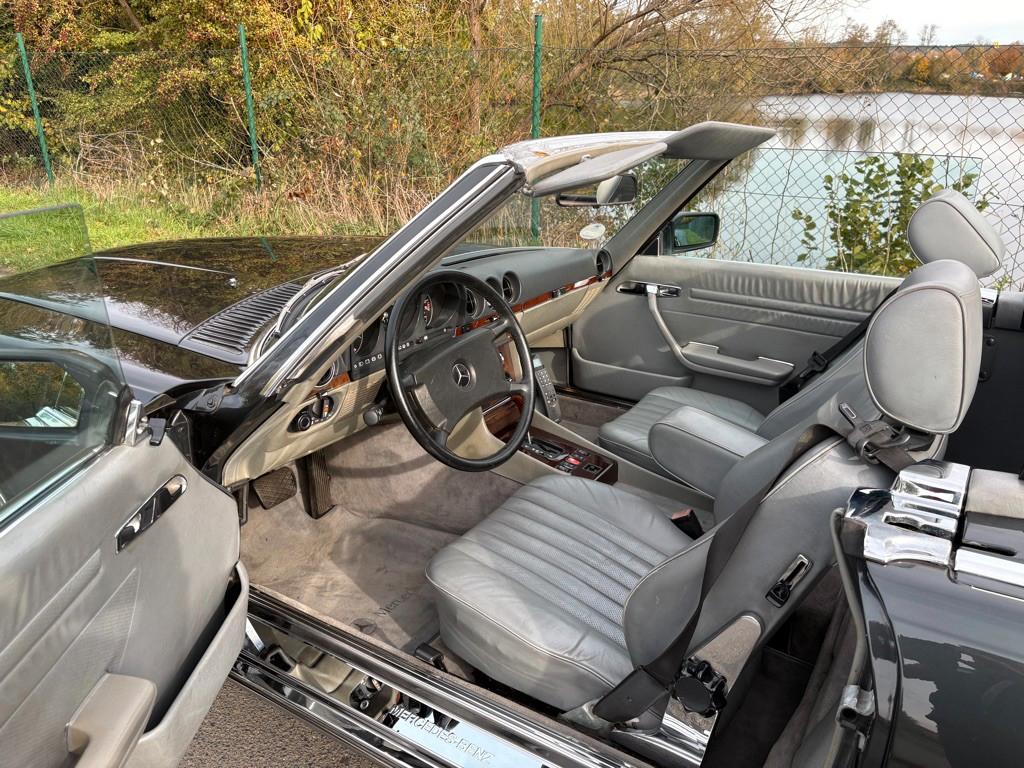 Mercedes-Benz SL 300