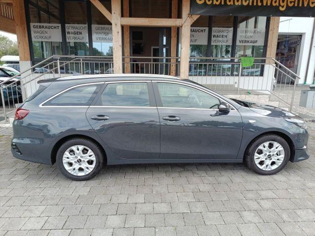 Kia CEE'D SPORTSWAGON 1.5T AUTOMAT VISION NAVIGATION