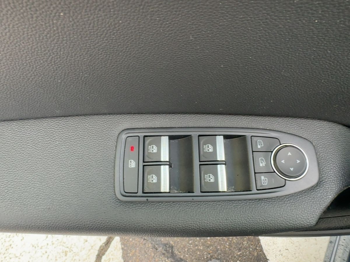 Fahrzeugabbildung Renault Captur INTENS Plug-in 160