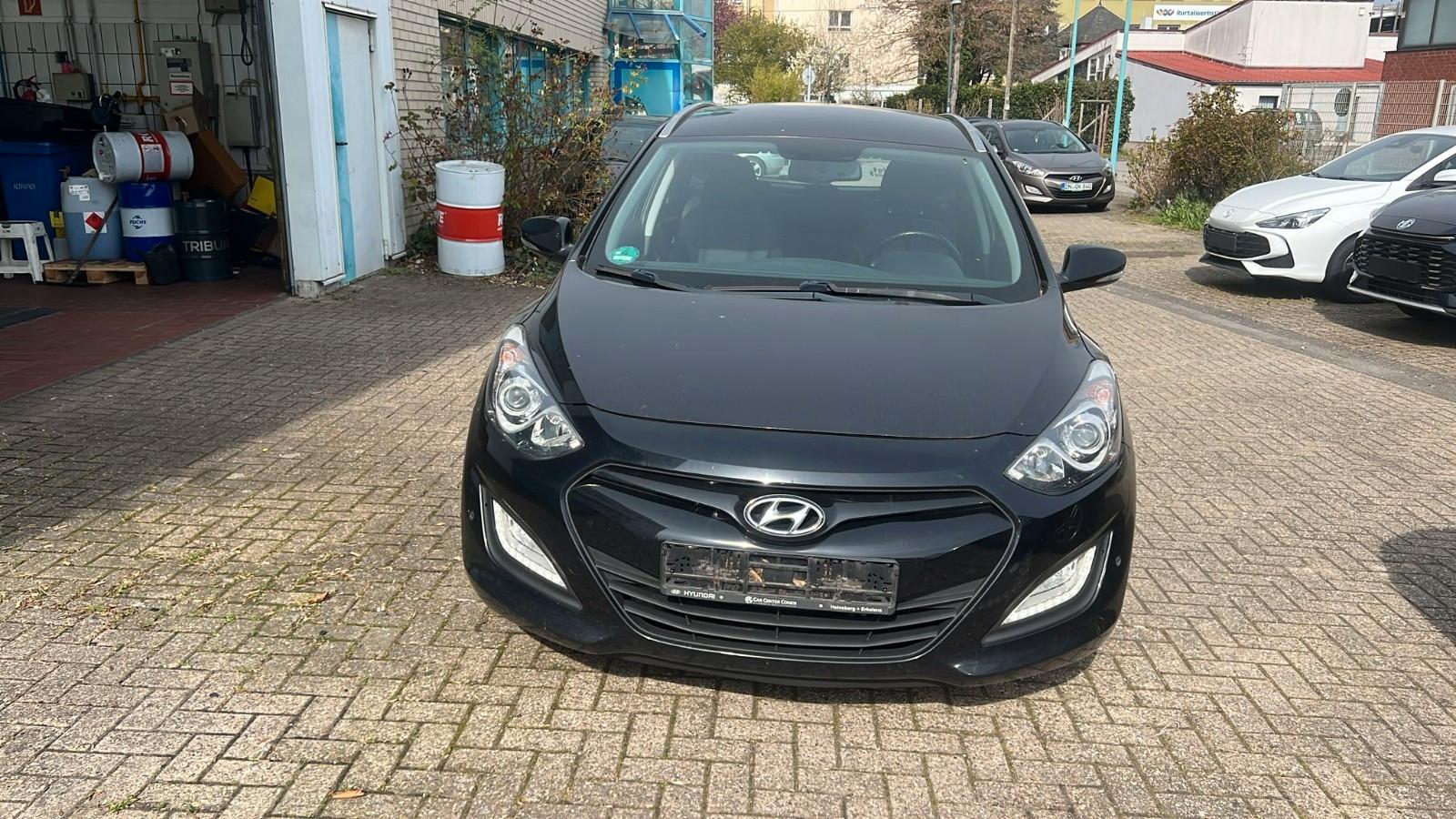 Hyundai i30 cw Trend Navi Leder Xenon