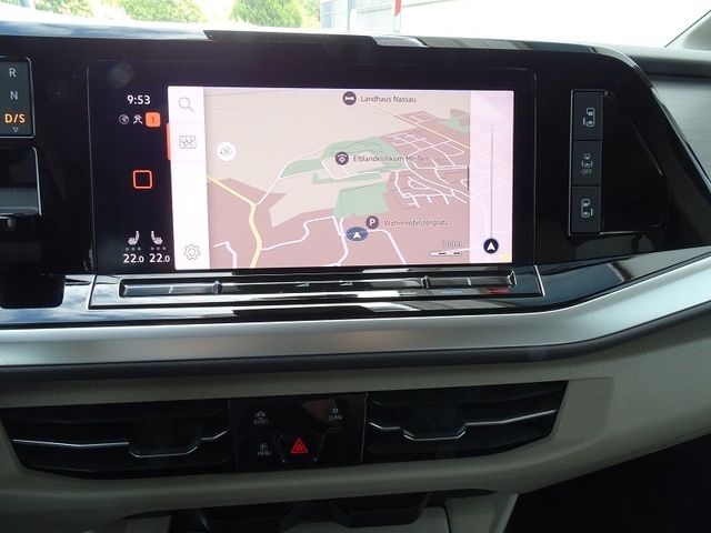 T7 Multivan 2.0 TDI DSG Life / Advanced