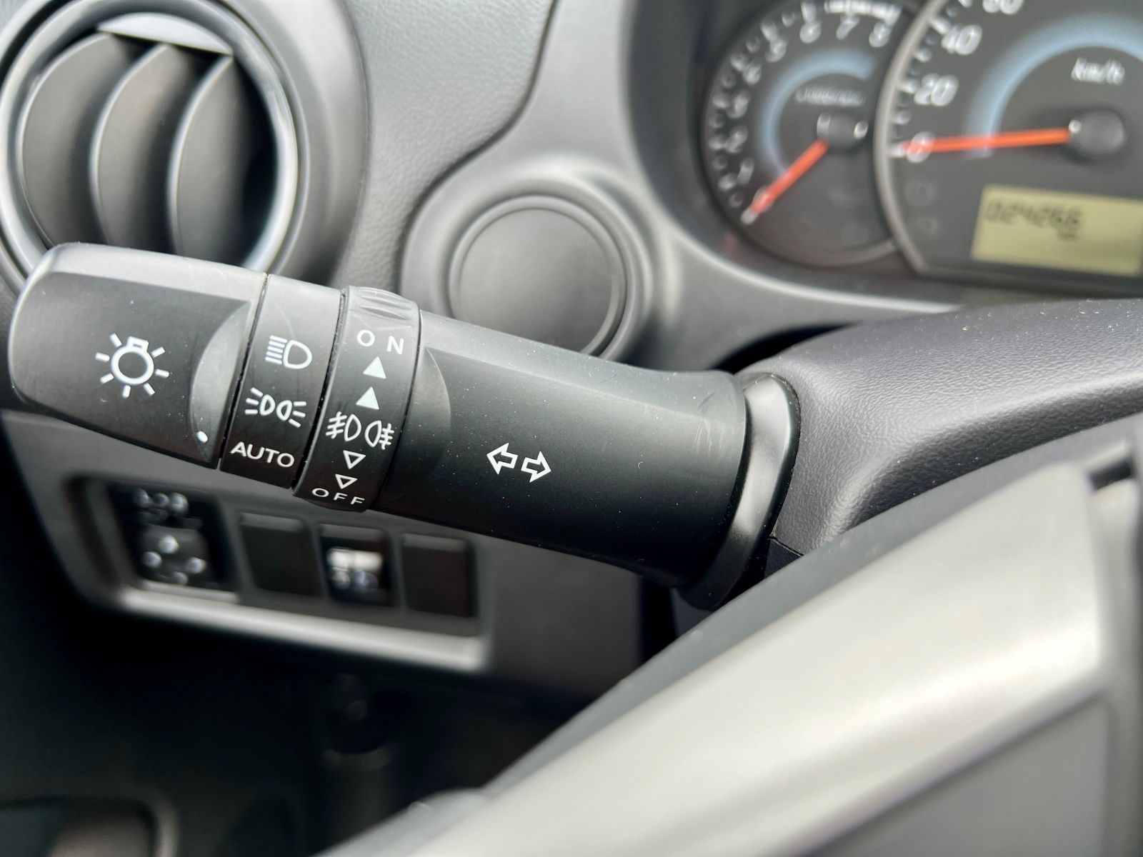 MITSUBISHI Space Star Basis EL. FENSTER L+R SENSOR ISOFIX