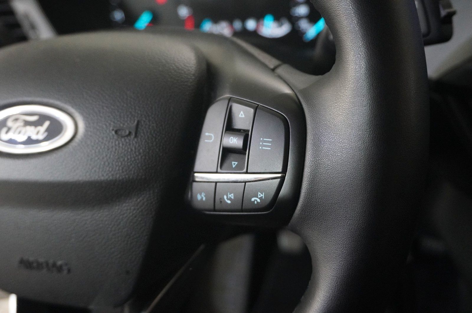 Fahrzeugabbildung Ford Focus Turnier 1.5D COOL & CONN. NAVI/LED/KAMERA