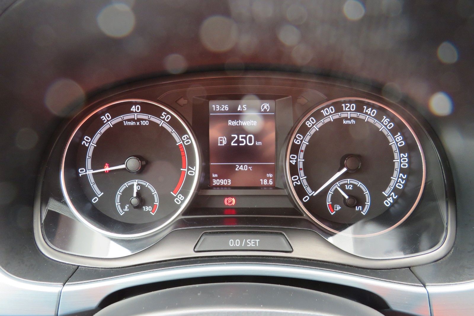 Fahrzeugabbildung SKODA Fabia Combi Ambition KLIMA SITZH. GRA PDC APP-C.