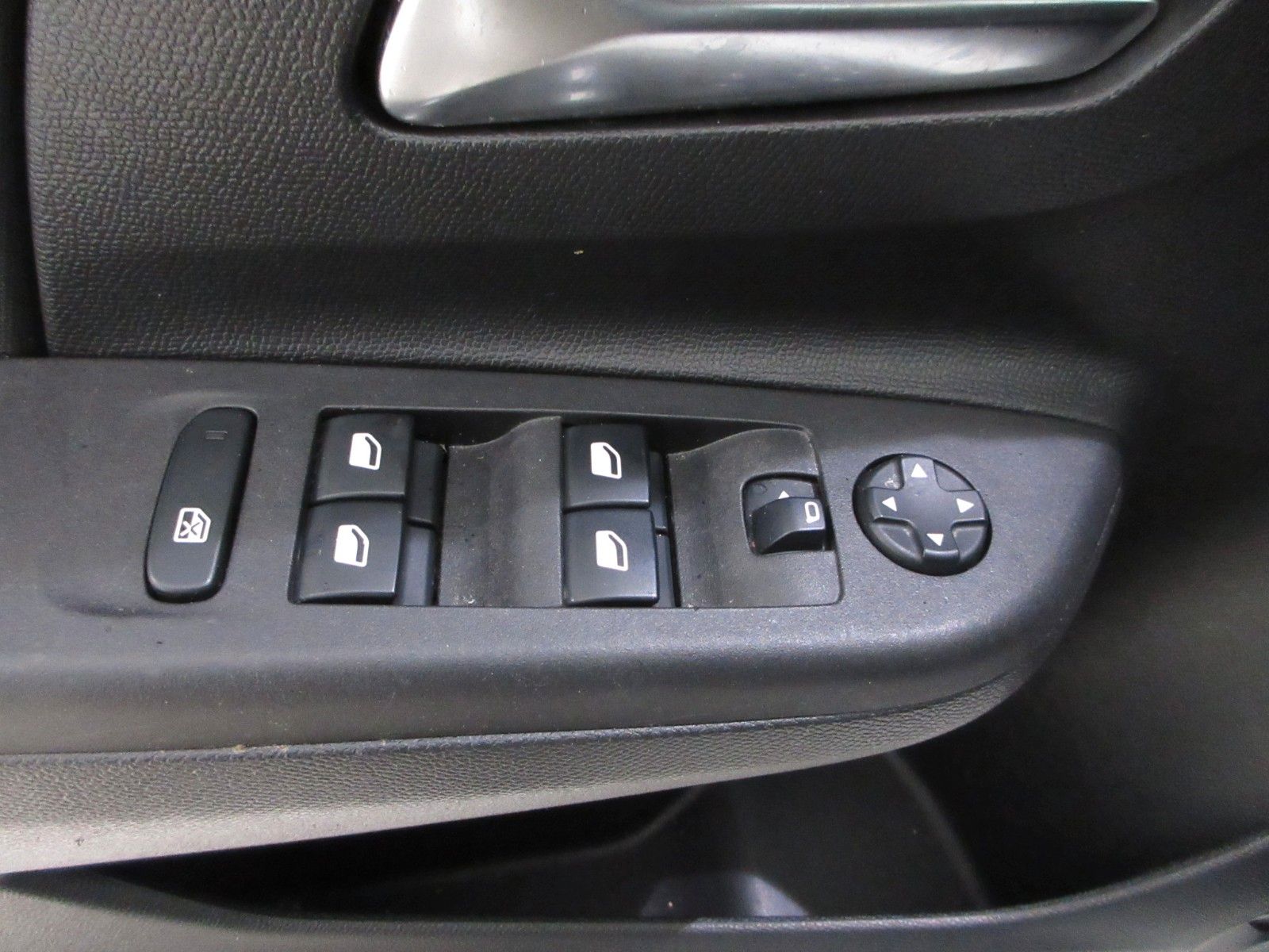 Fahrzeugabbildung Opel Corsa F Edition 1.2T  NAVI/PDC/ALU/MULTIMEDIA