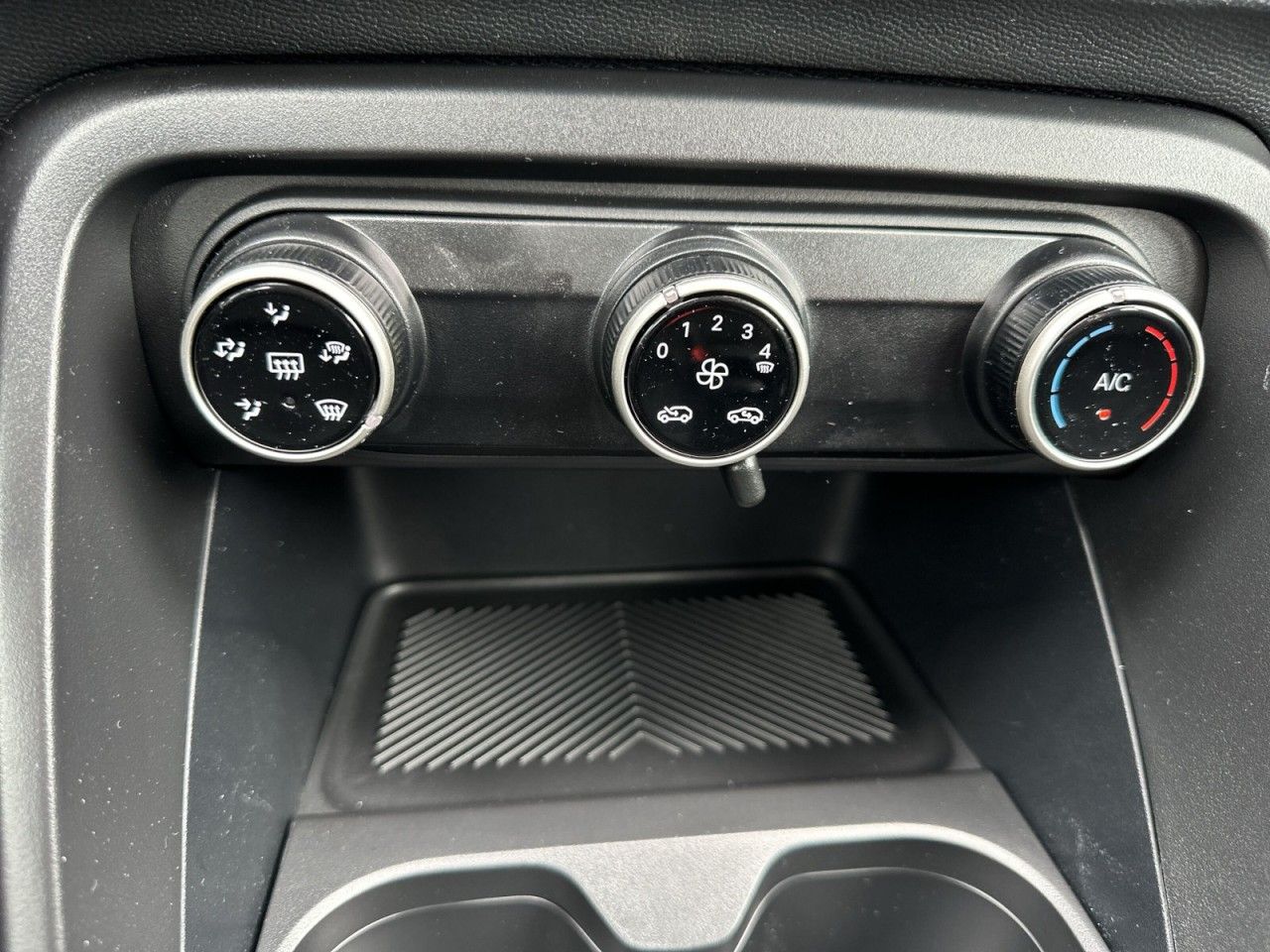 Fahrzeugabbildung Citroën C3 Turbo 100 YOU