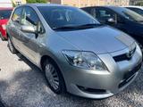 Toyota Auris Sol/Klima El Fensterhebar - Toyota Auris Sol mit Benzin-Antrieb