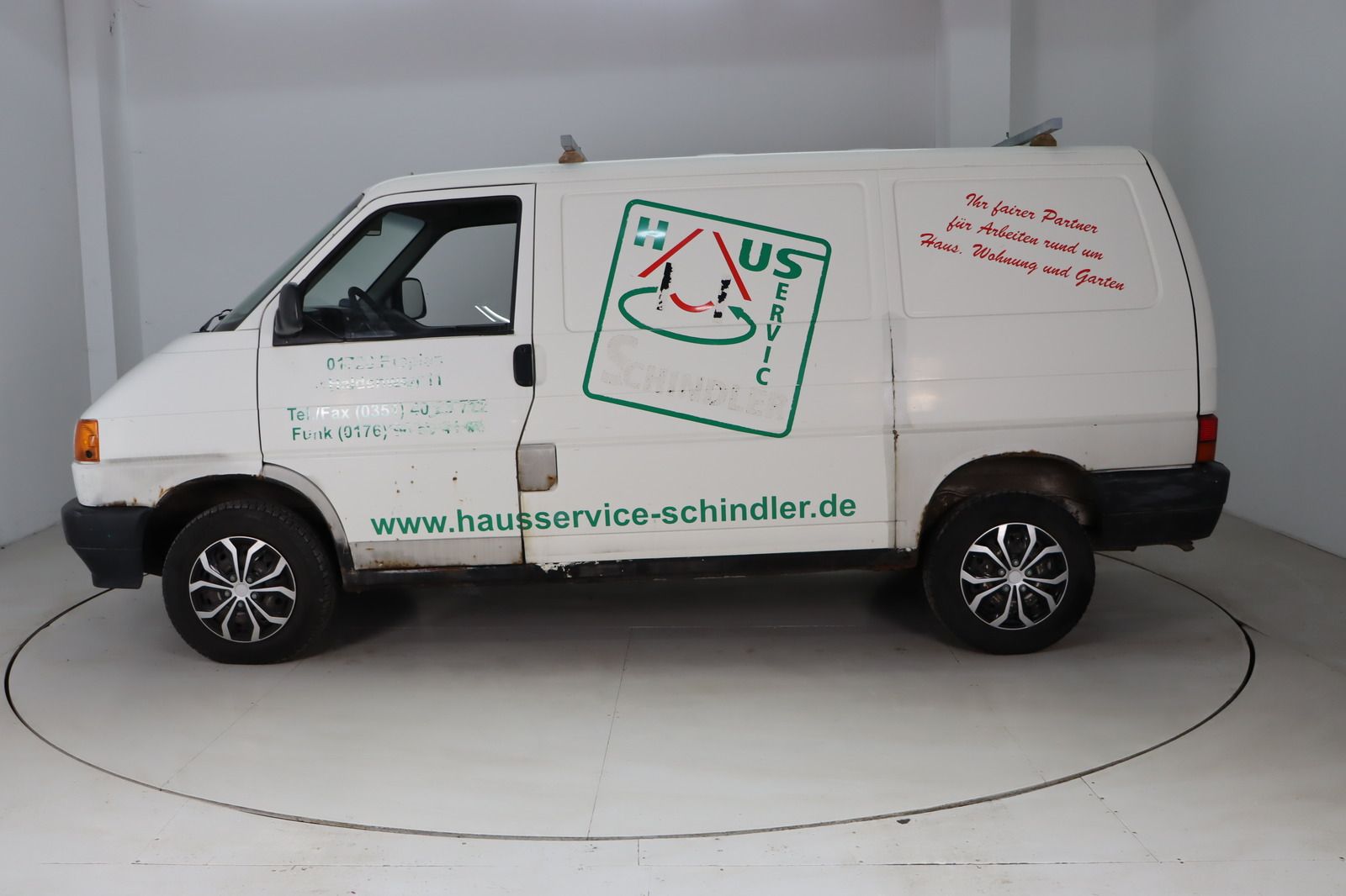 Fahrzeugabbildung Volkswagen T4 2.4 D Transporter