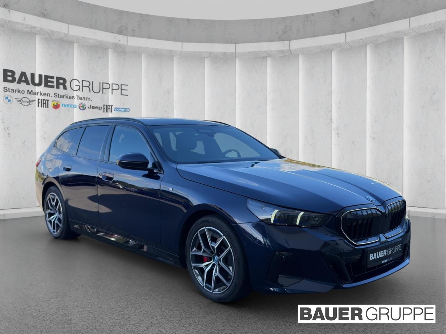 BMW 530 e M Sport Touring Park-Assistent Sportpaket 