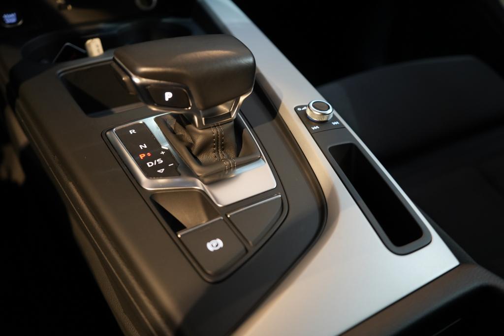 Audi A4 Avant 40 TDI S line *MATRIX*Virtual*Navi*ACC*, миниатюра 16