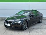 BMW 420PS V8 PDC/H Leder NAVI Carbondach LM18" - BMW M3 aus 2012
