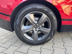 LAND ROVER Range Rover Velar 3.0 D300 R-DYNAMIC S AWD LAND ROVER Range Rover Velar 3.0 D300 R-DYNAMIC S AWD