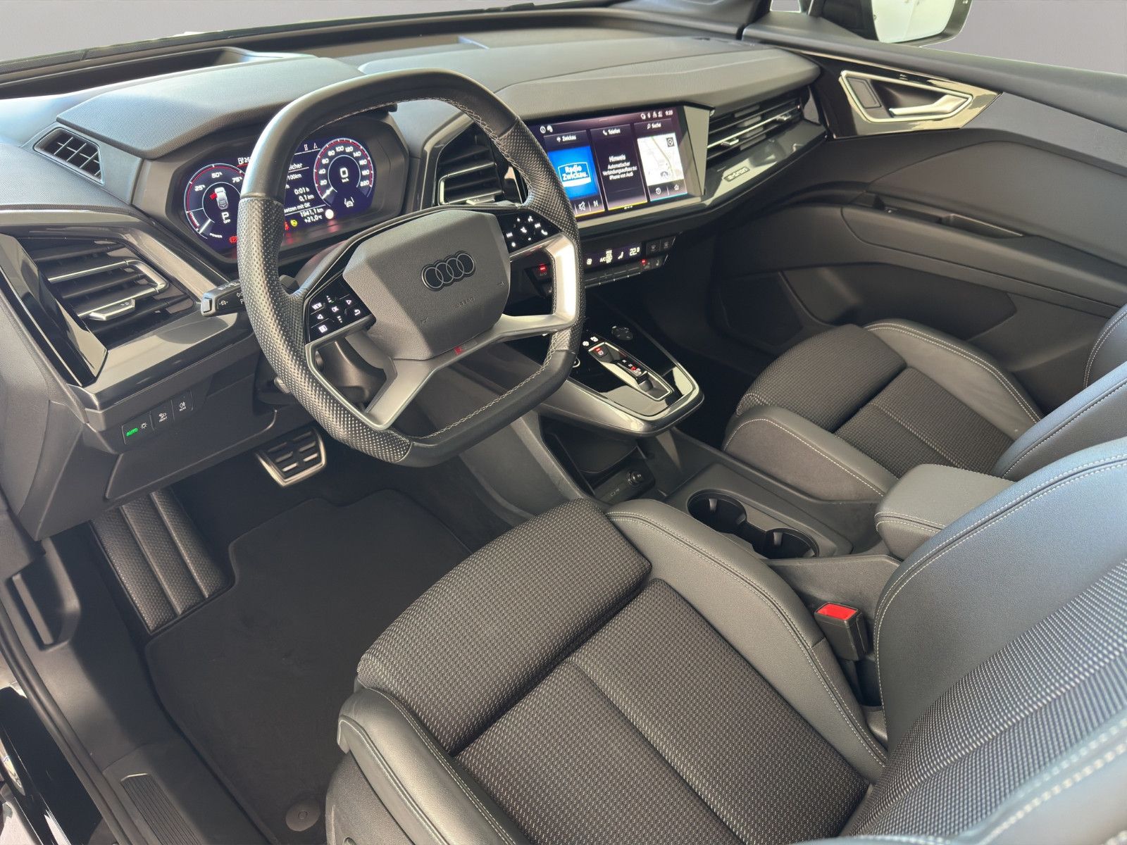 Audi Q4 Sportback 55 e-tron qu. S LINE PANO AR WÄRMEP foto 11