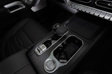 Bild 22 DFSK Andere Rich 9 Pick Up, Pano, LED, SH, USB, Allrad