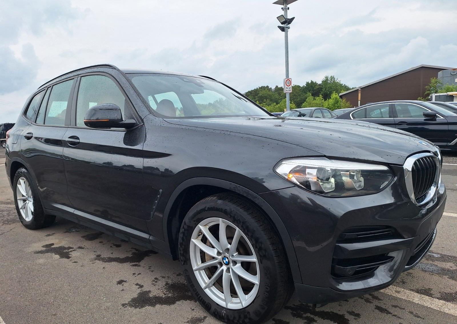 BMW X3*xDrive 30e*Nav*Leder*LED*360 Cam*SHZ