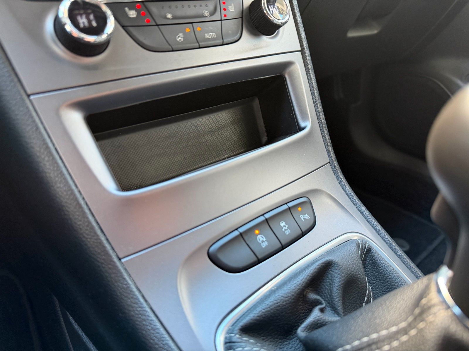 Fahrzeugabbildung Opel Astra K ST Business Edition 110PS Navi/Kamera!