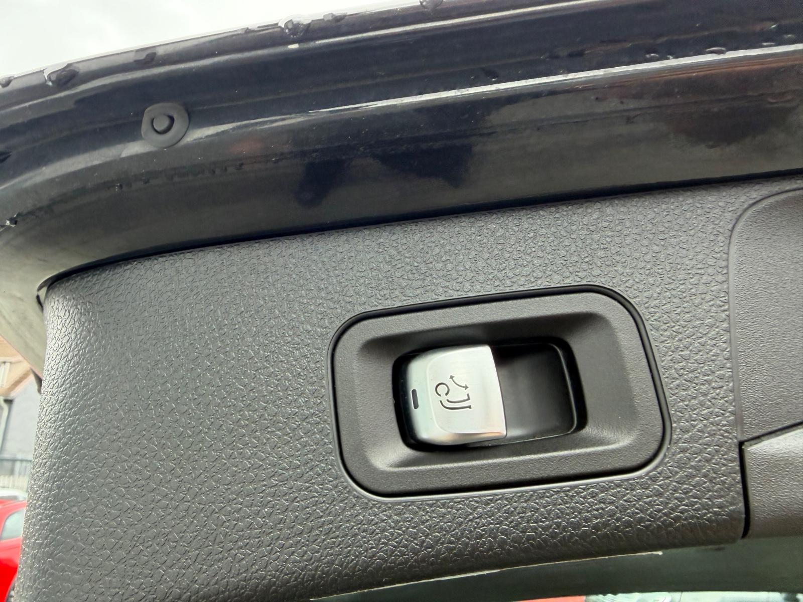 Mercedes-Benz C-Class C T-Modell AMG-LINE/Pano-Dach/LED/AHK/, миниатюра 12