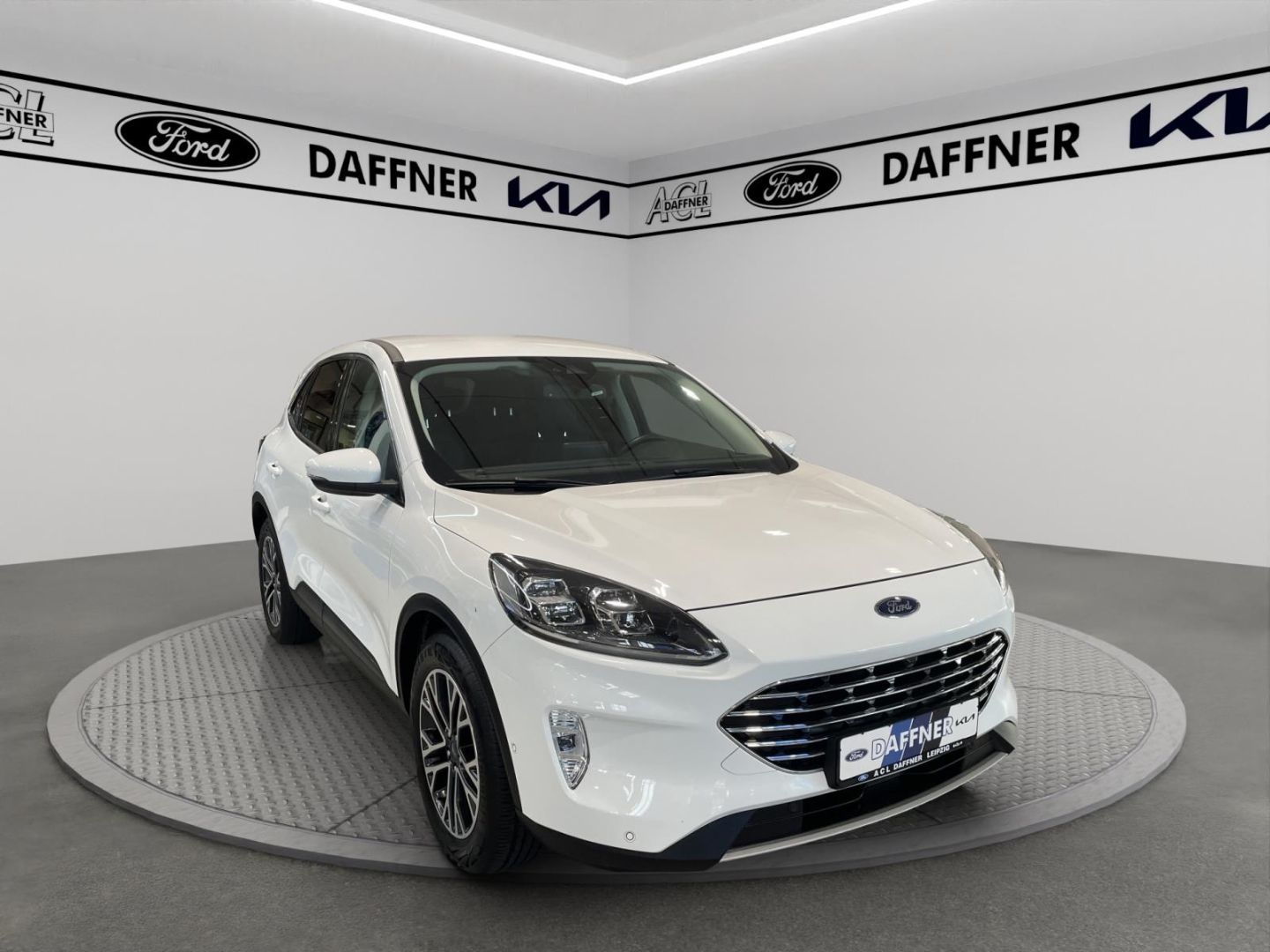 Fahrzeugabbildung Ford Kuga Plug-In Hybrid Titanium X Navi Leder Sounds
