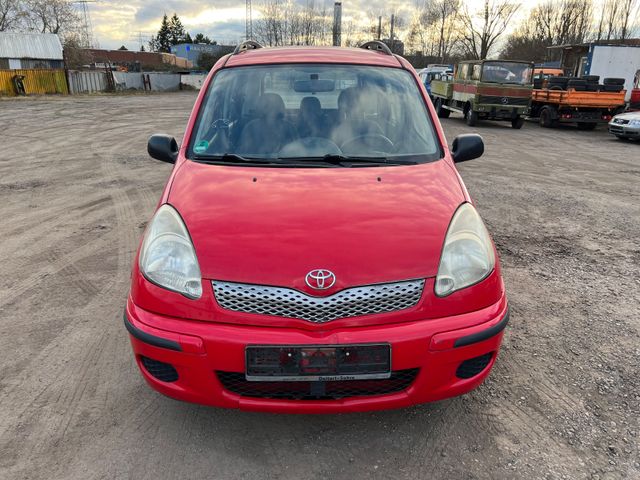 Toyota Yaris Verso 1.3 Sol