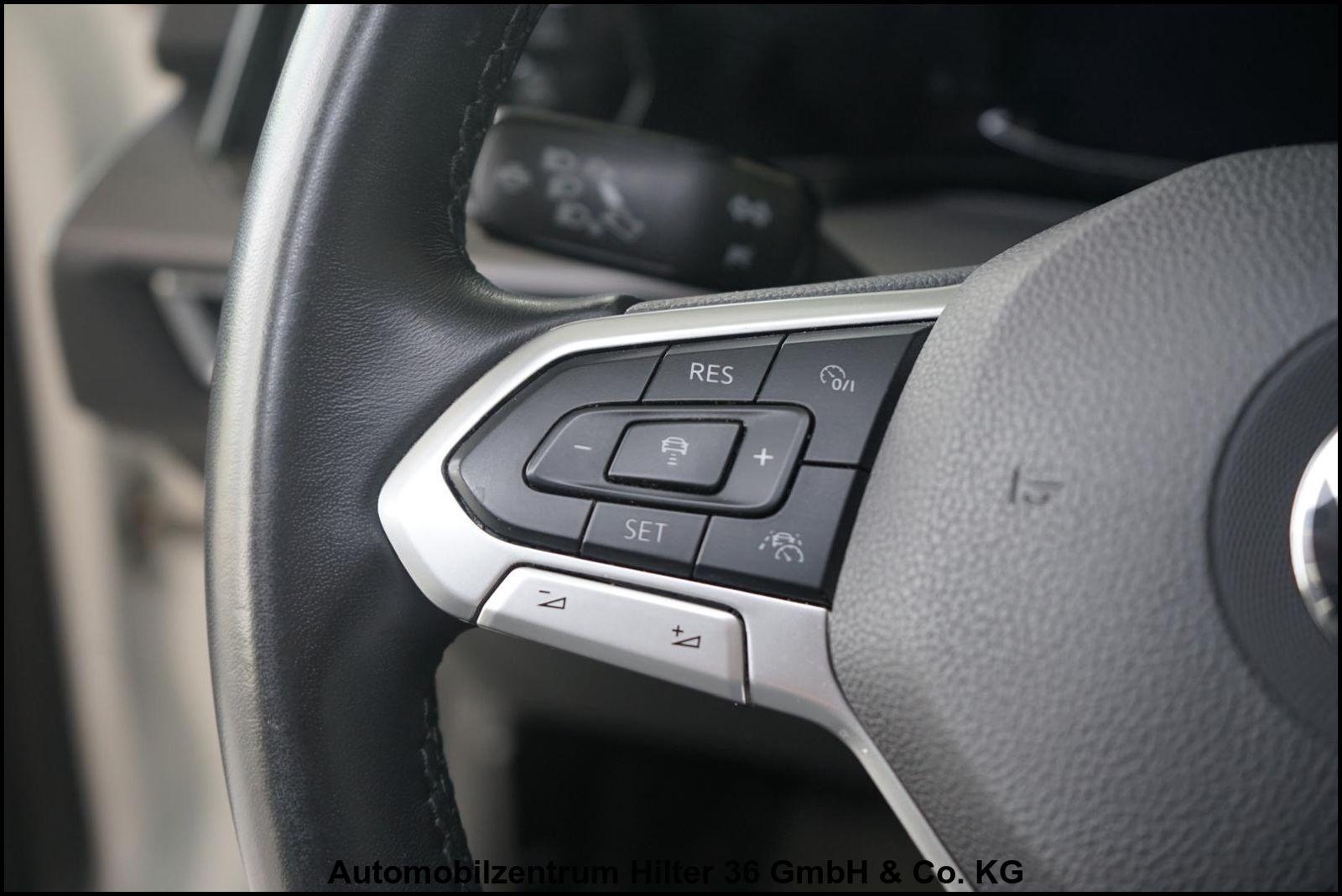 Volkswagen Golf VIII Carplay / Navi / Start Stop, миниатюра 13