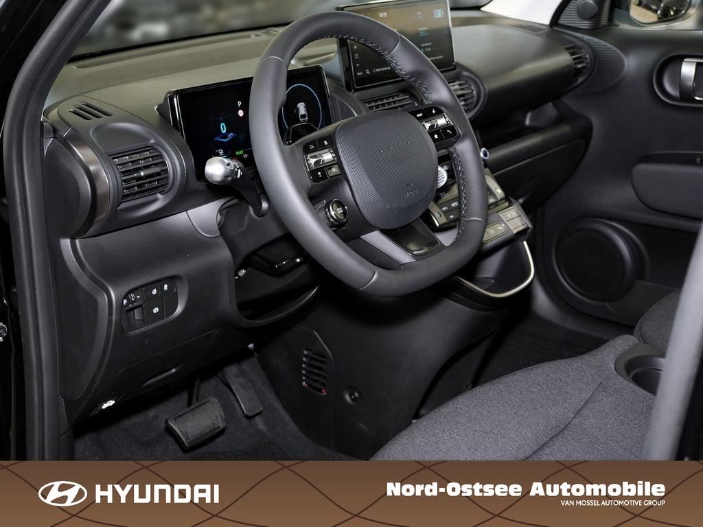 Fahrzeugabbildung Hyundai INSTER EV Trend Effizi-P Designelemente Schwarz