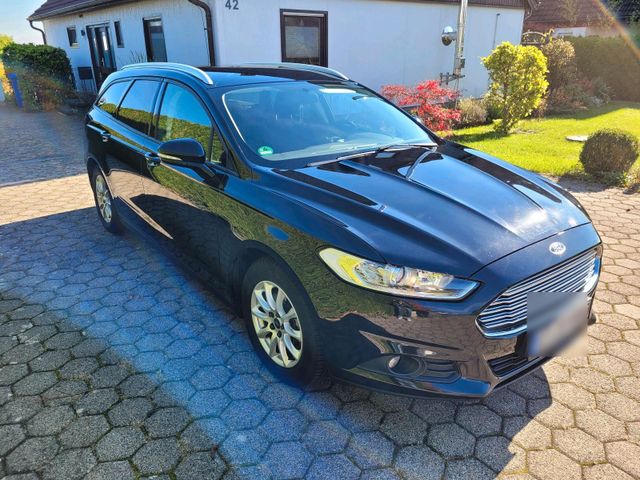 Ford Mondeo 2,0 TDCi 132kw Automatik, AHK,...