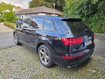 Audi Q7 - 6