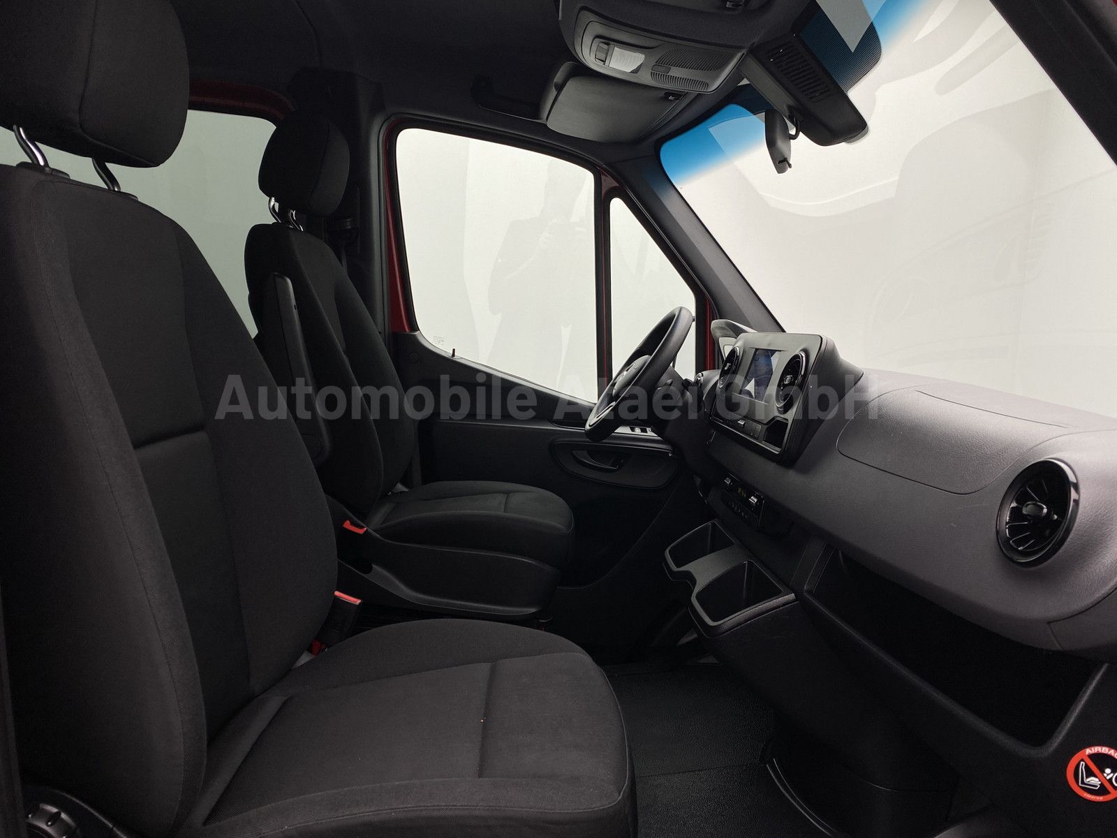 Fahrzeugabbildung Mercedes-Benz Sprinter 214 Tourer Aut. *Rollstuhl-Rampe* (1044