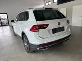 Volkswagen Tiguan Elegance 1.4 eHybrid LED/ACC/Kam/Navi - mit Hybrid-Antrieb: mit Android Auto