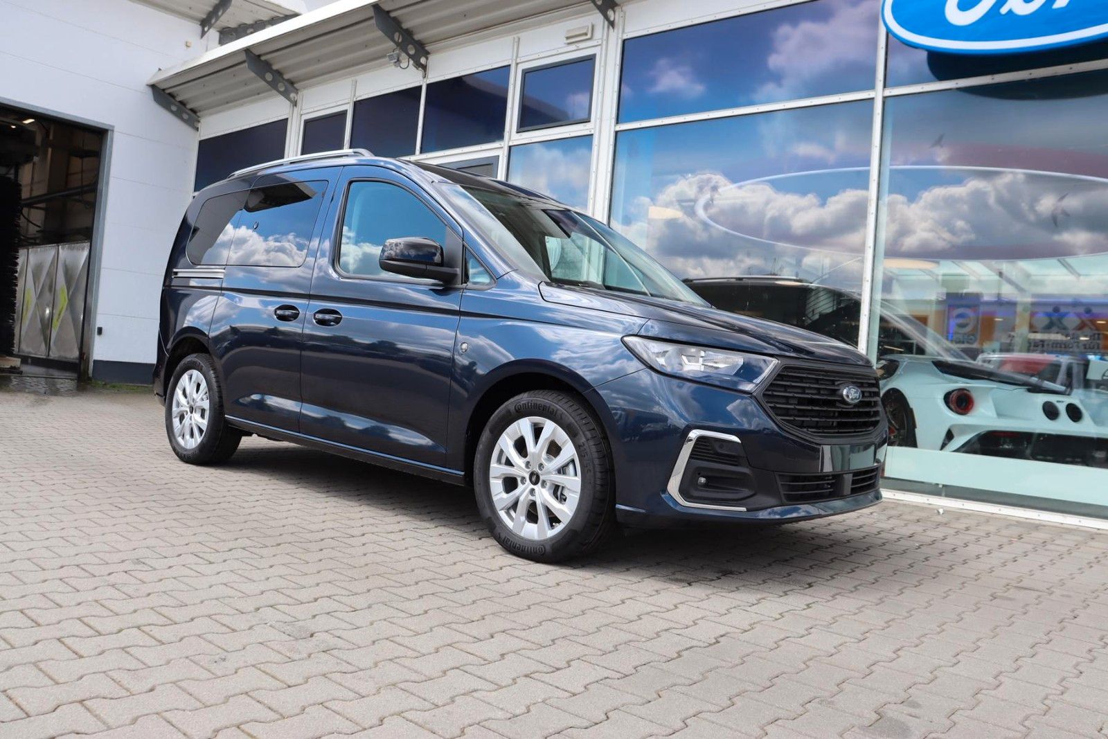 Ford Tourneo Connect Titanium 1.5 EcoB. PHEV