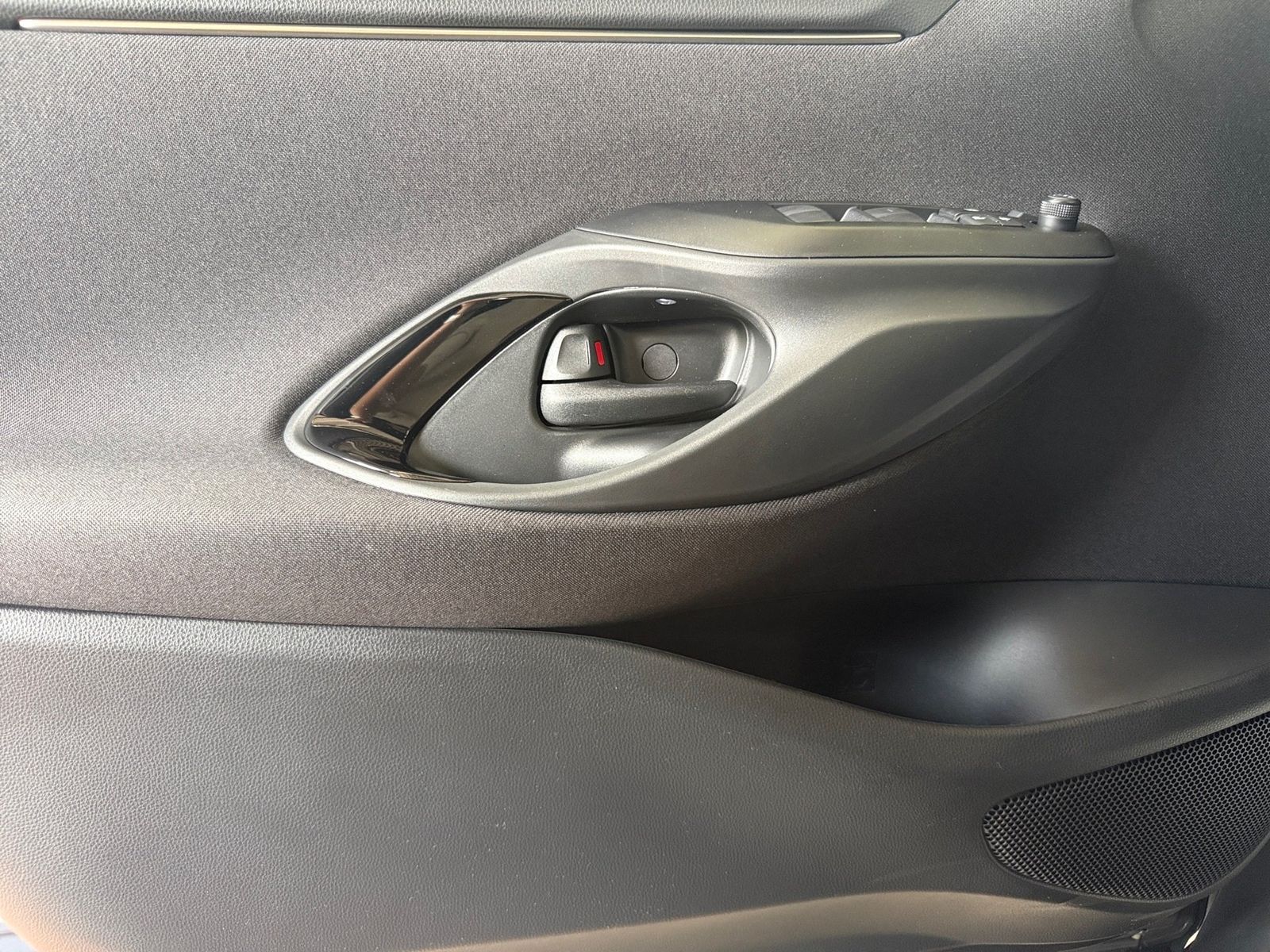 Fahrzeugabbildung Toyota Yaris Cross Teamplayer 1.5-l-Hybrid EPH,